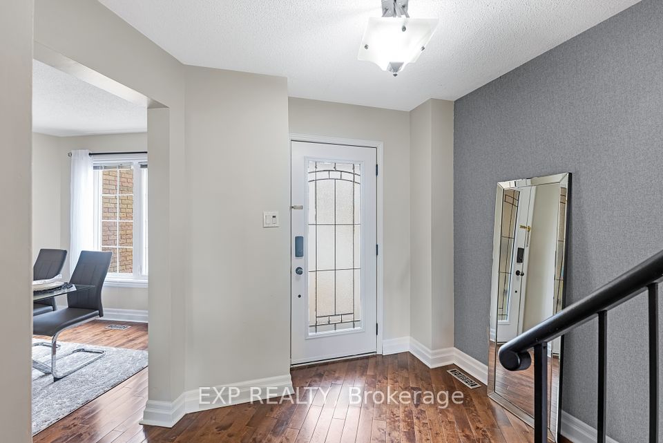 #6 - 6 Adams Court, Uxbridge, ON L9P 1G2