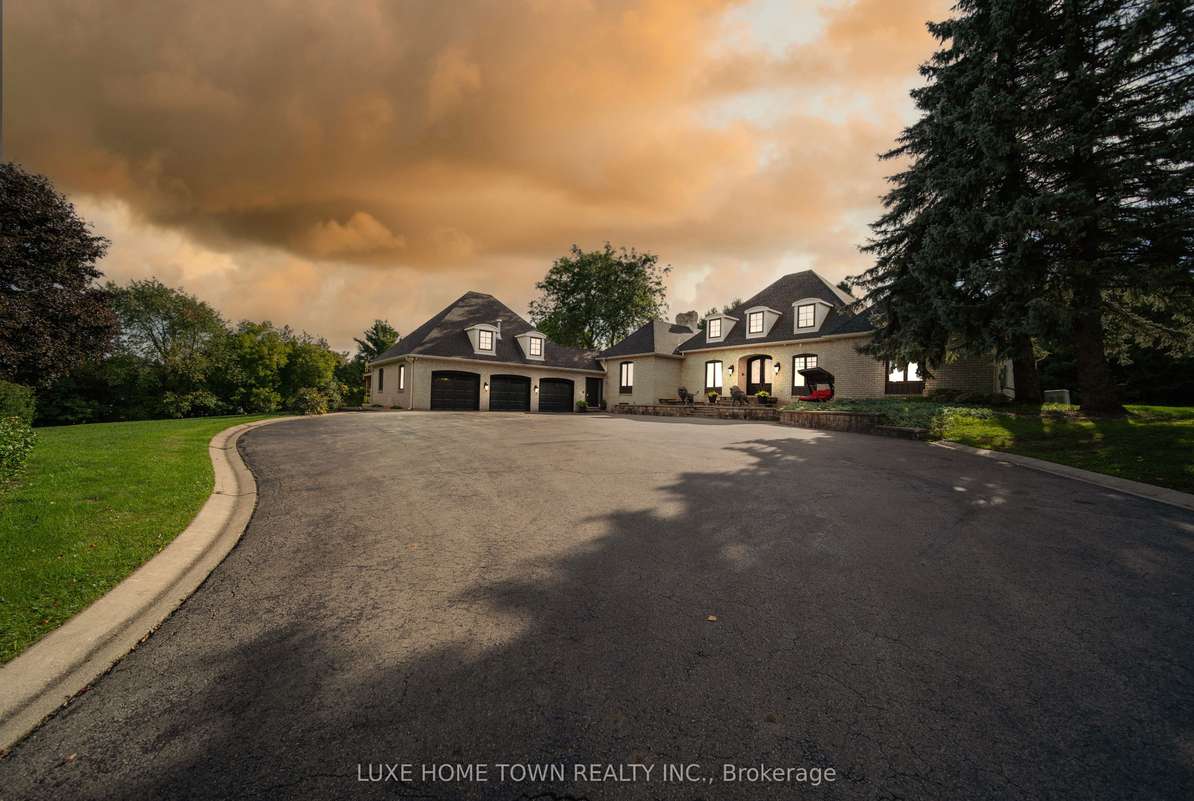 7038 Guelph Line, Milton, ON L0P 1B0