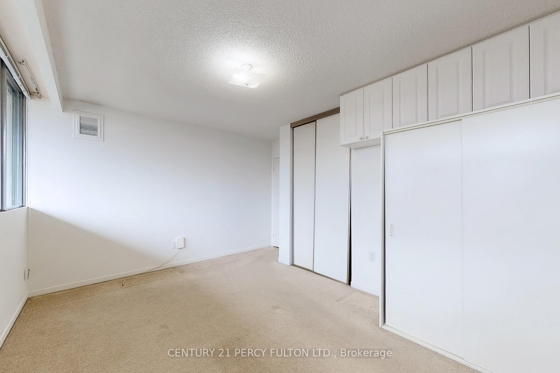 1 Bedroom Condo at 40 Bay Mills, Toronto For sale
