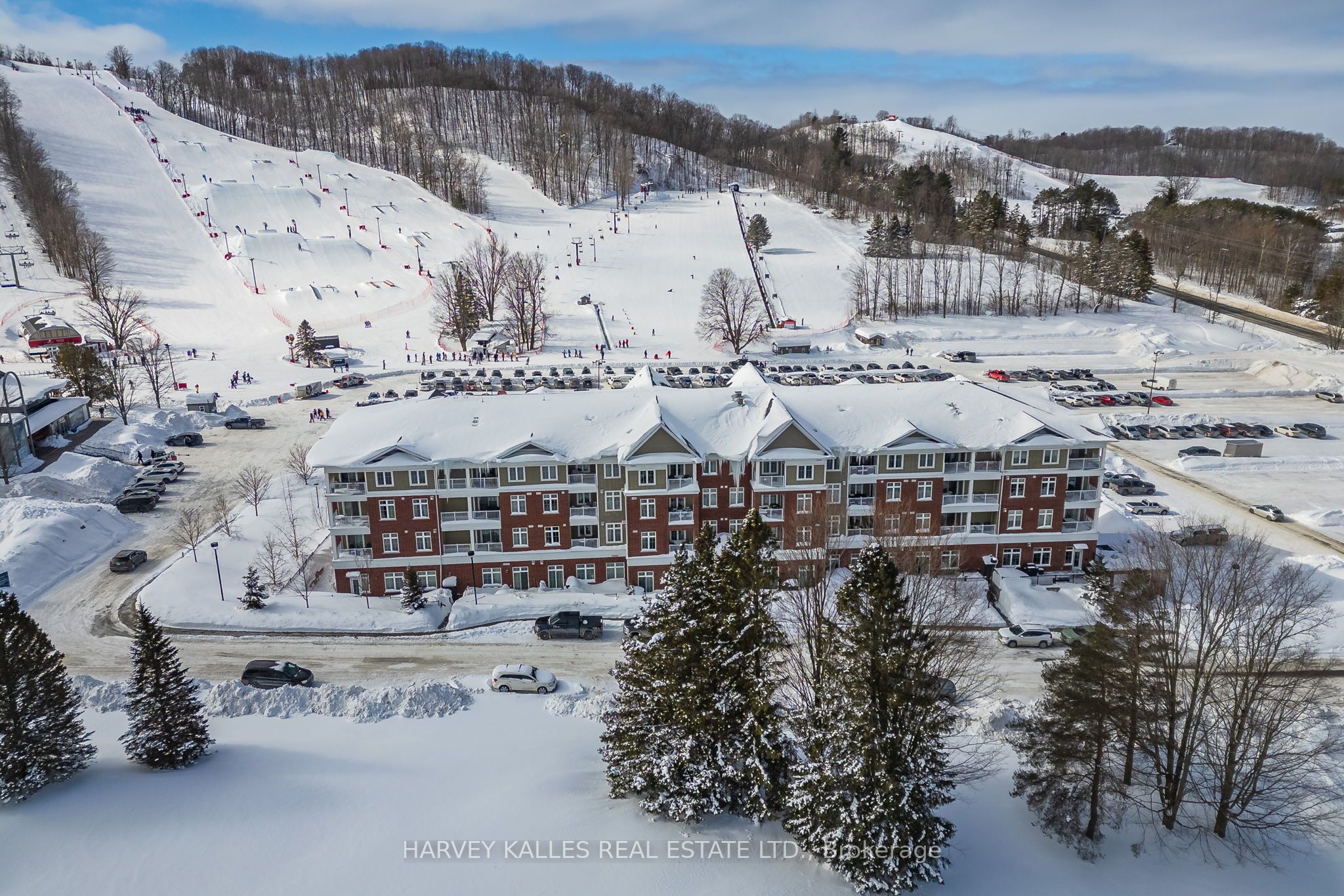 40 Horseshoe Boulevard 416