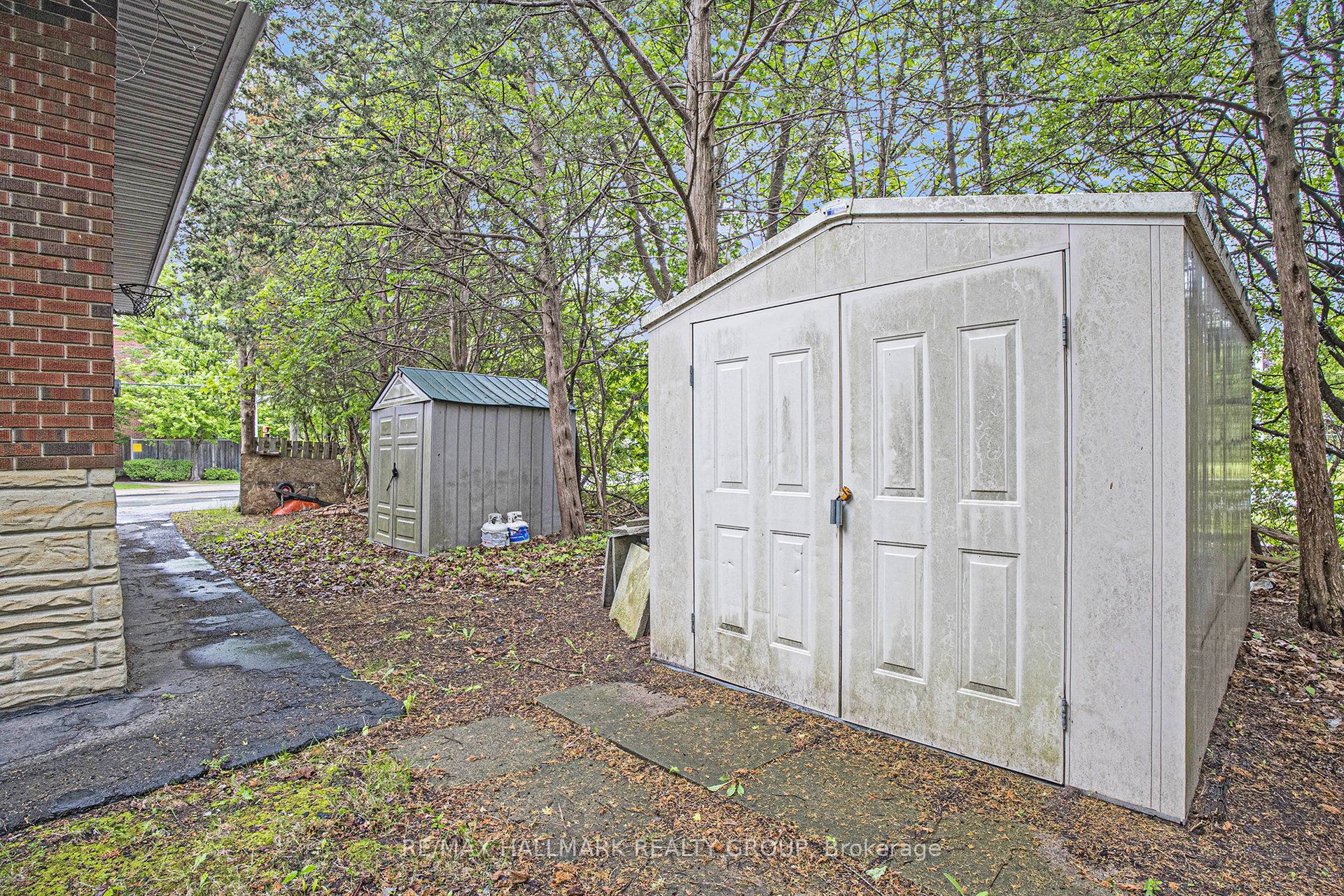 1128 Cummings Avenue