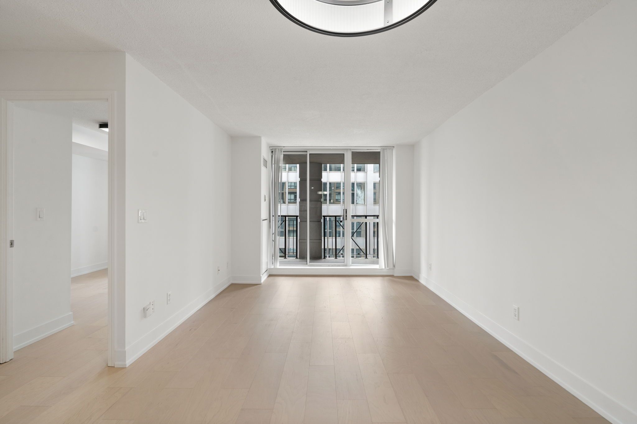 140 Simcoe Street 1412
