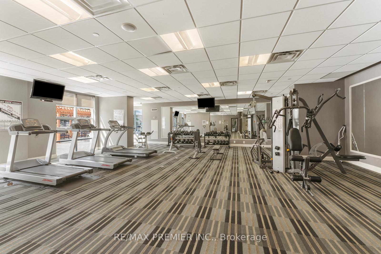 2 Bedrooms Condo at 9235 Jane,  Vaughan For sale