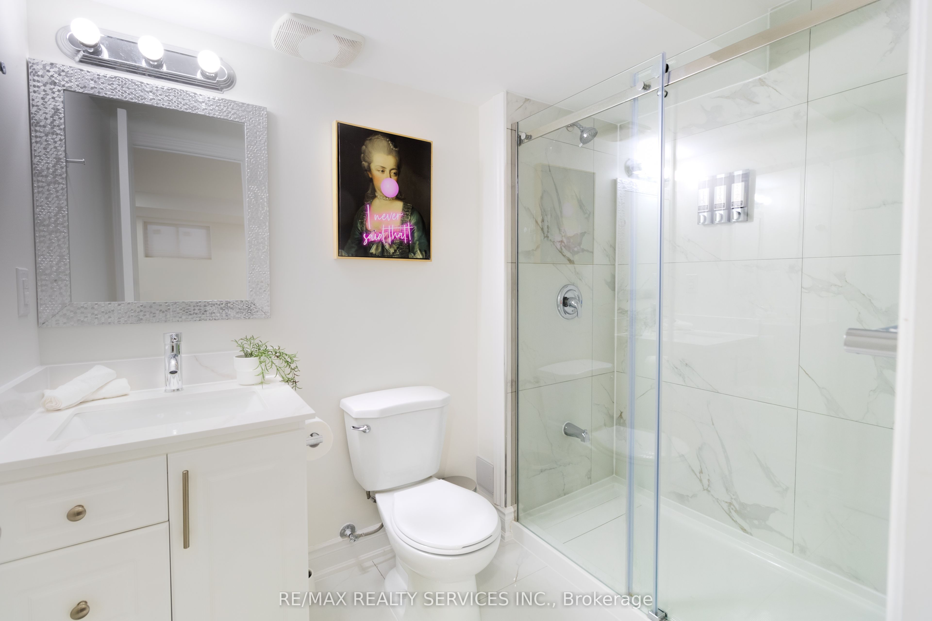 5 Upperview Place