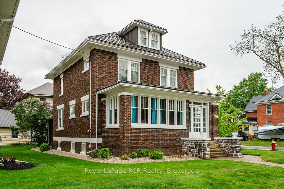 57 Elora Street, Minto, ON N0G 1M0