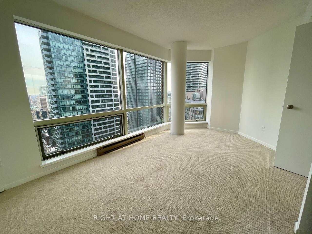 2 Bedrooms Condo at 1001 Bay, Toronto For sale