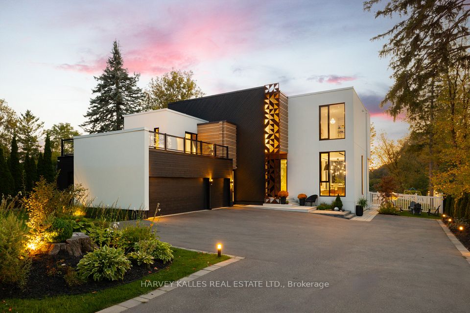 14634 Woodbine