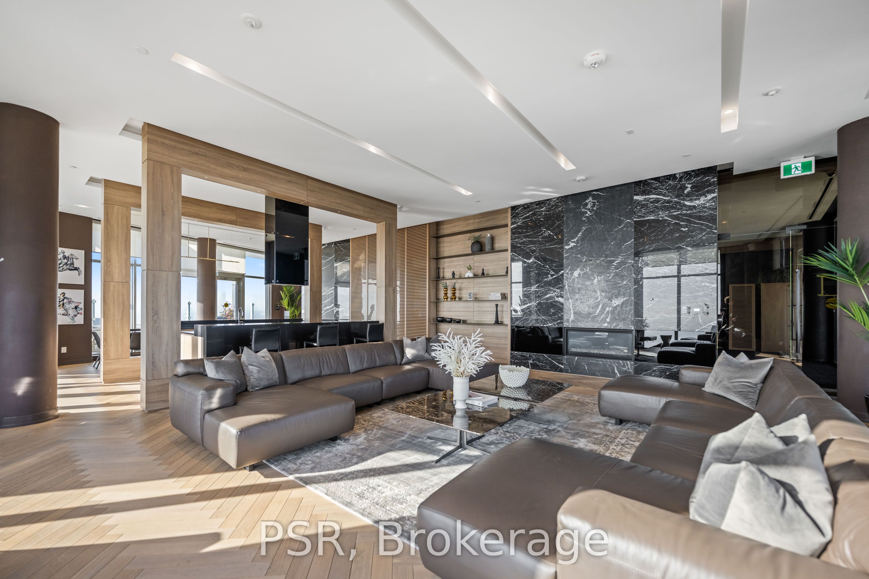 25 Ordnance Street, #1402