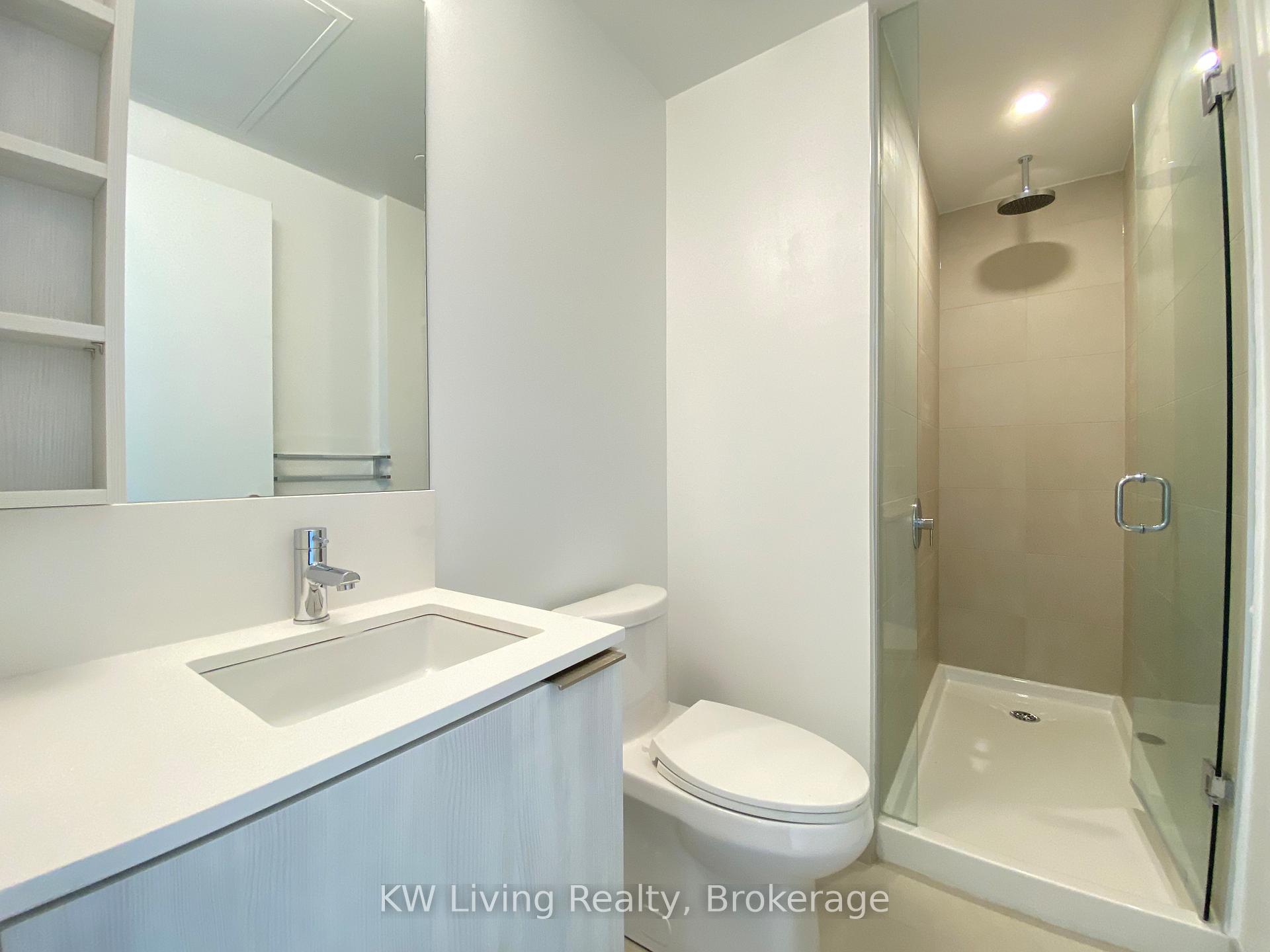 1 Bedroom Condo at 1000 Portage,  Vaughan For sale