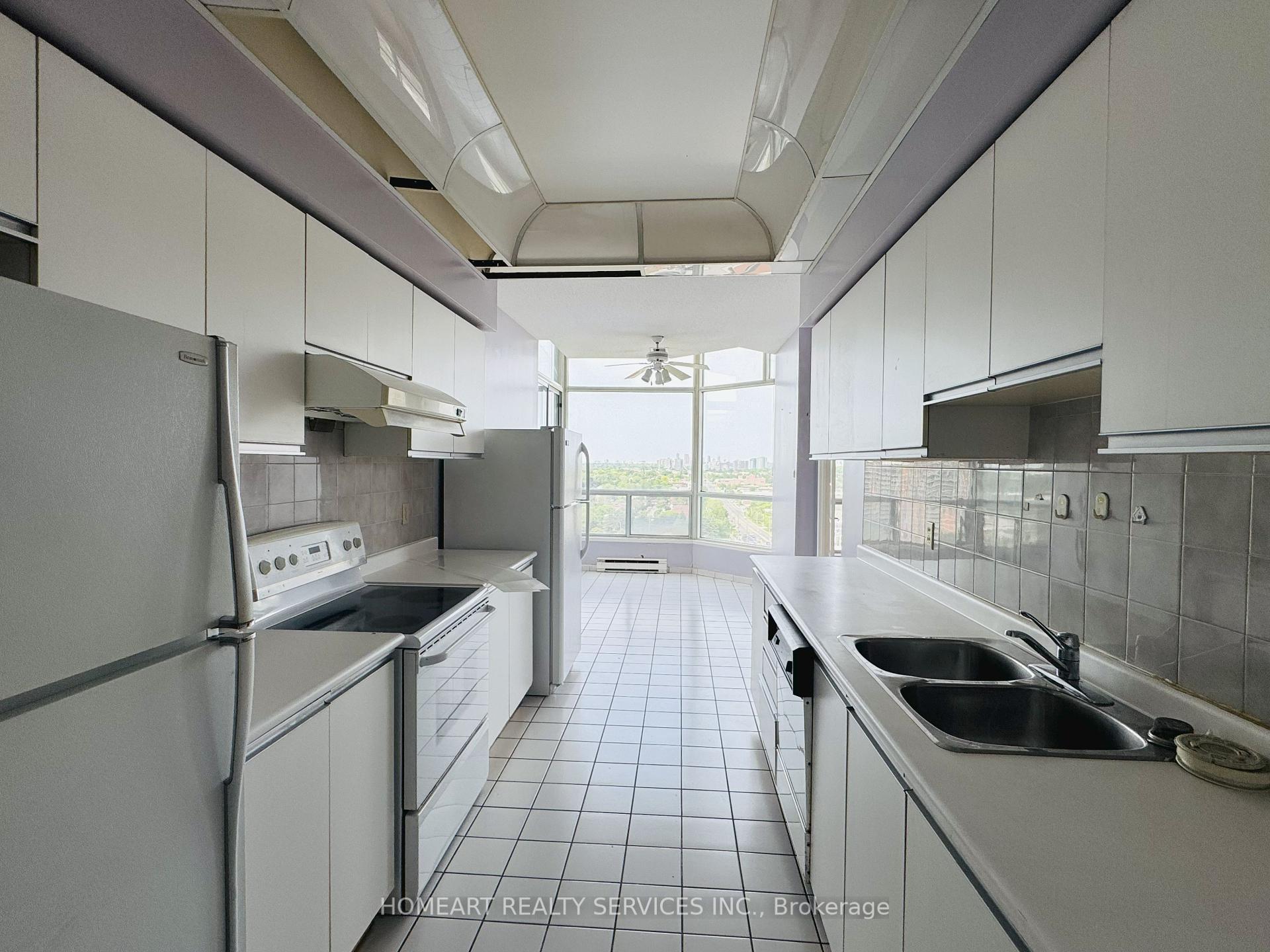 2 Bedrooms Condo at 4725 Sheppard, Toronto For sale