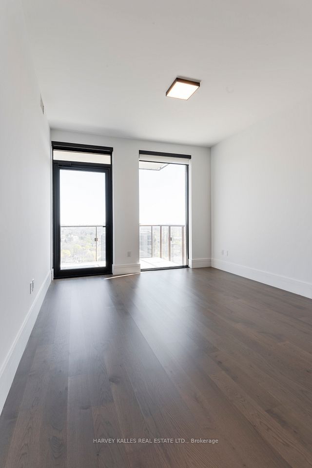 215 Lonsdale Road 1806