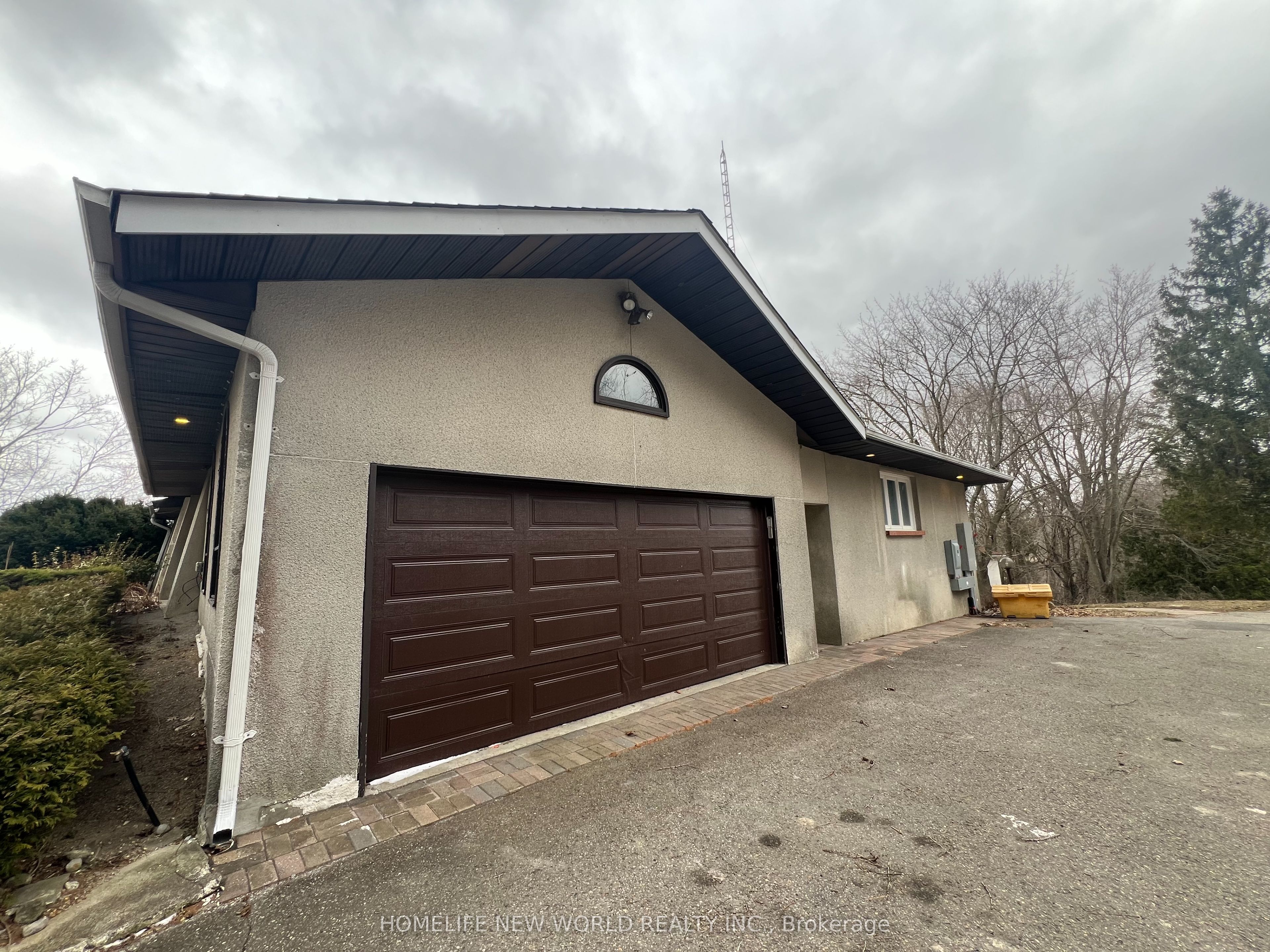 3134 Bloomington Road