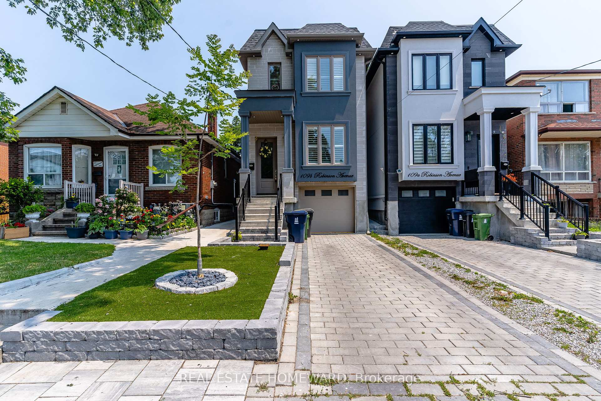 109B Robinson Avenue, Toronto, ON M1L 3T2