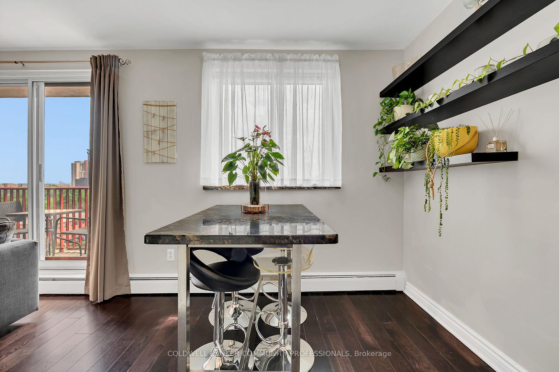 1 Bedroom Condo at 141 Catharine, Hamilton For sale