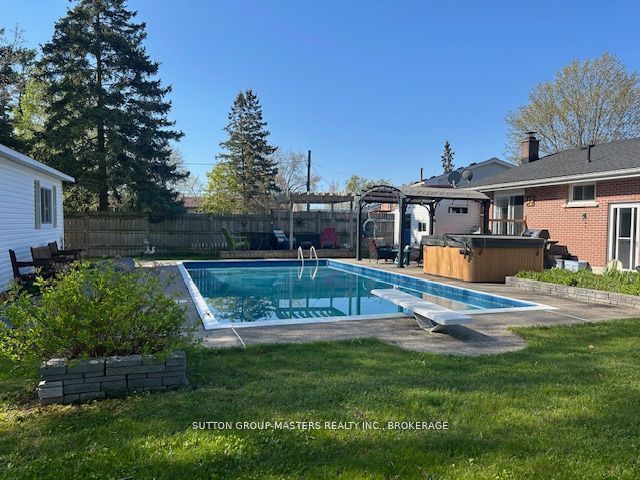 146 Harvard Place, Loyalist, ON K7N 1J6
