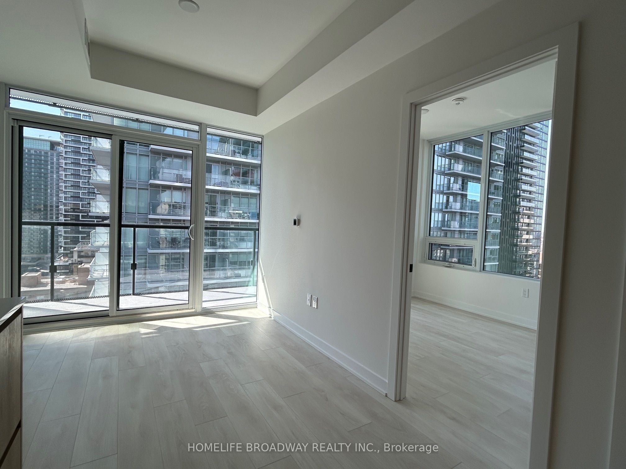 127 Broadway Avenue, #1505S