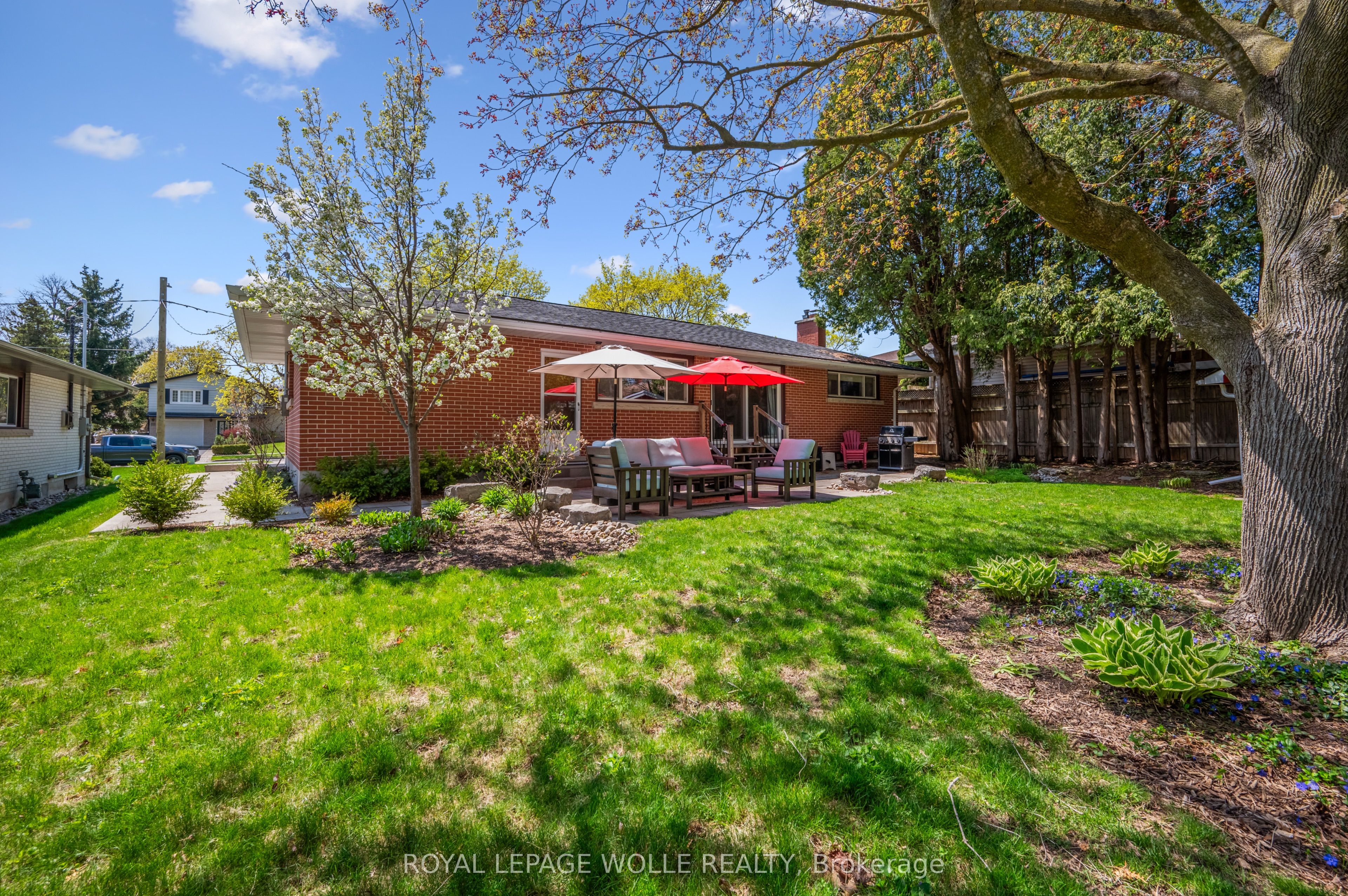 136 Warren Road
