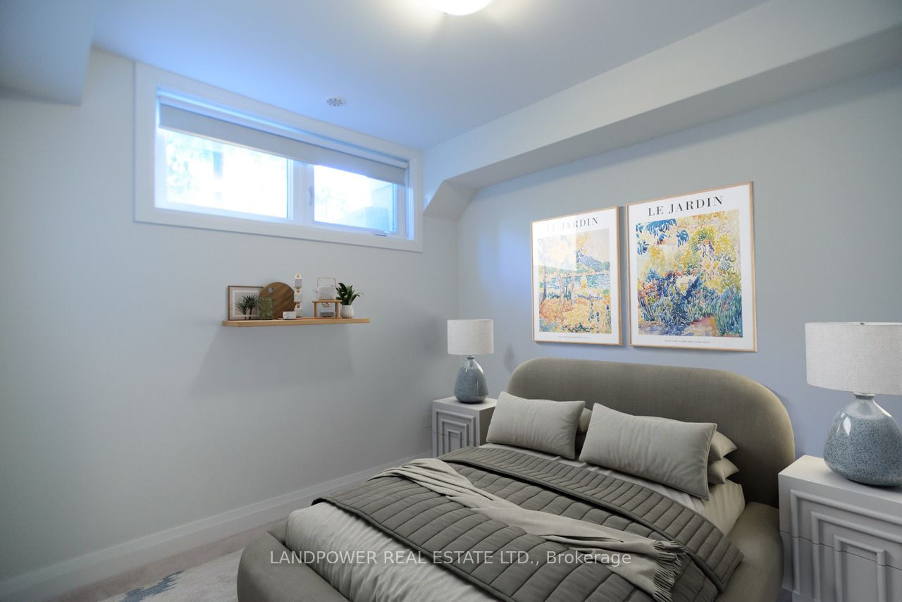 11 Eldora Avenue, #3
