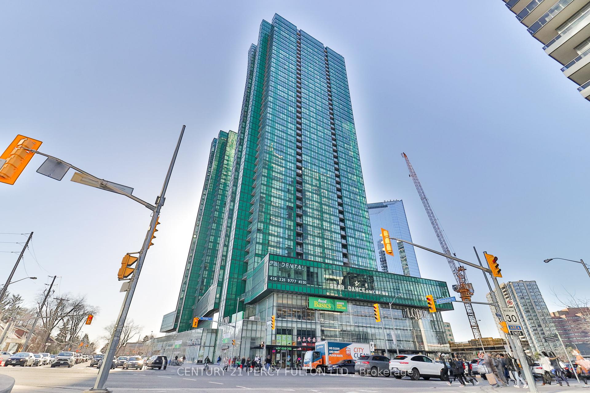 2 Bedrooms Condo at 9 Bogert, Toronto For sale