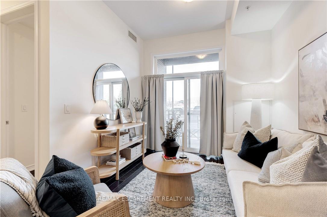1 Bedroom Condo at 457 Plains, Burlington For sale