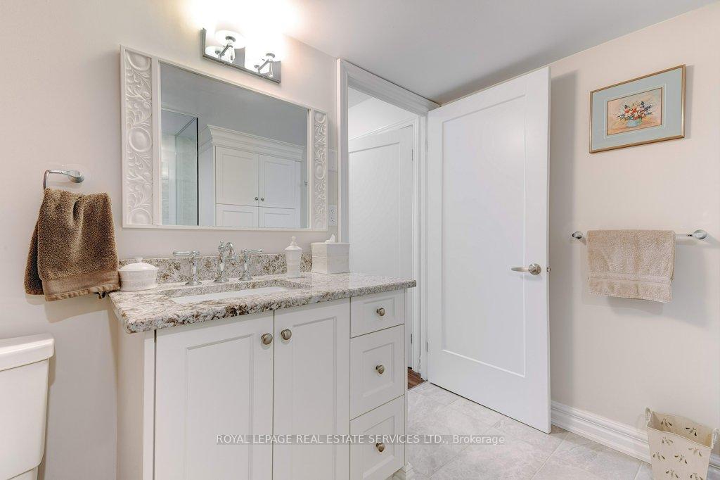 2 Bedrooms Condo at 221 Robinson,  Oakville For sale
