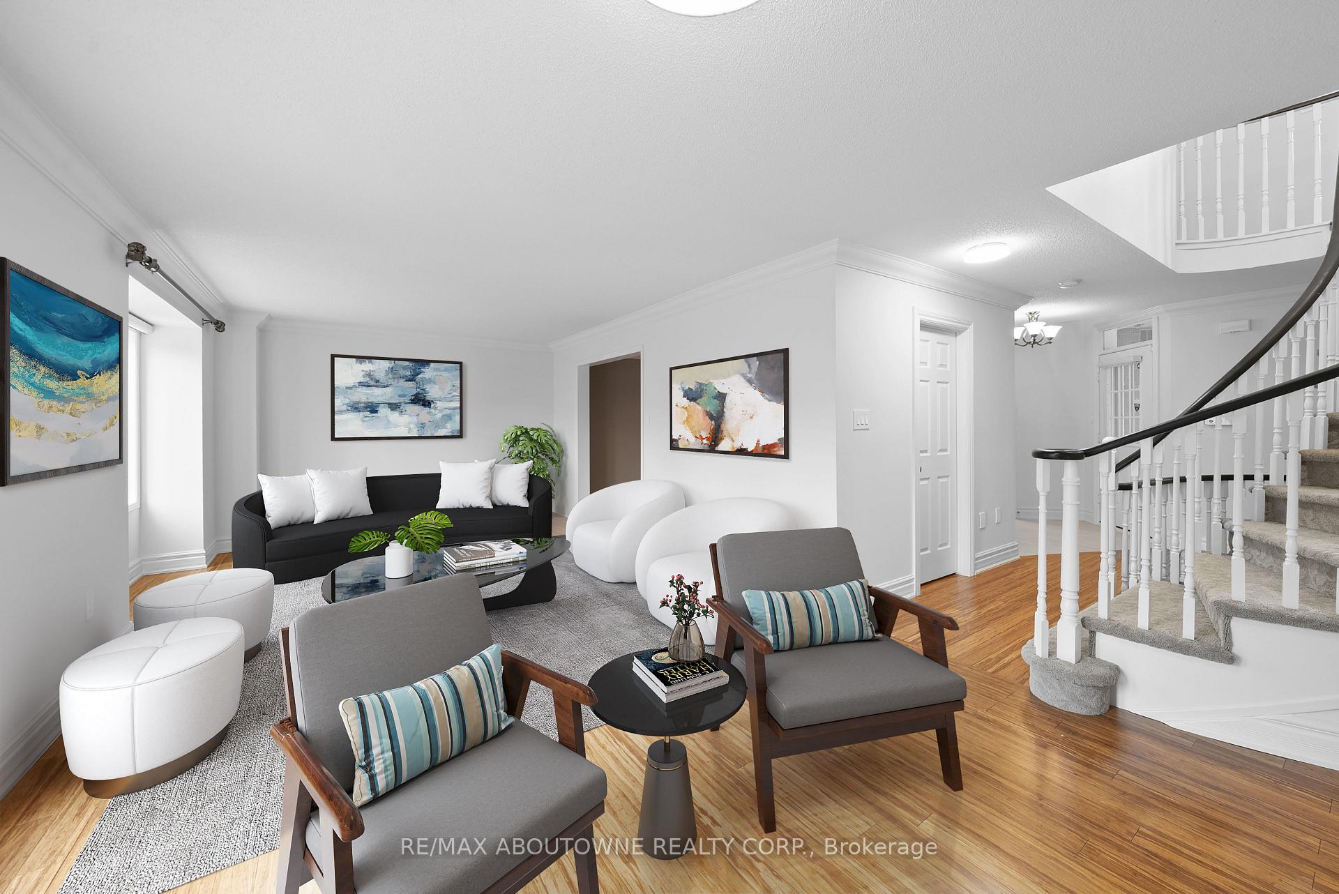 3 Bedrooms Condo at 2165 Country Club,  Burlington For sale