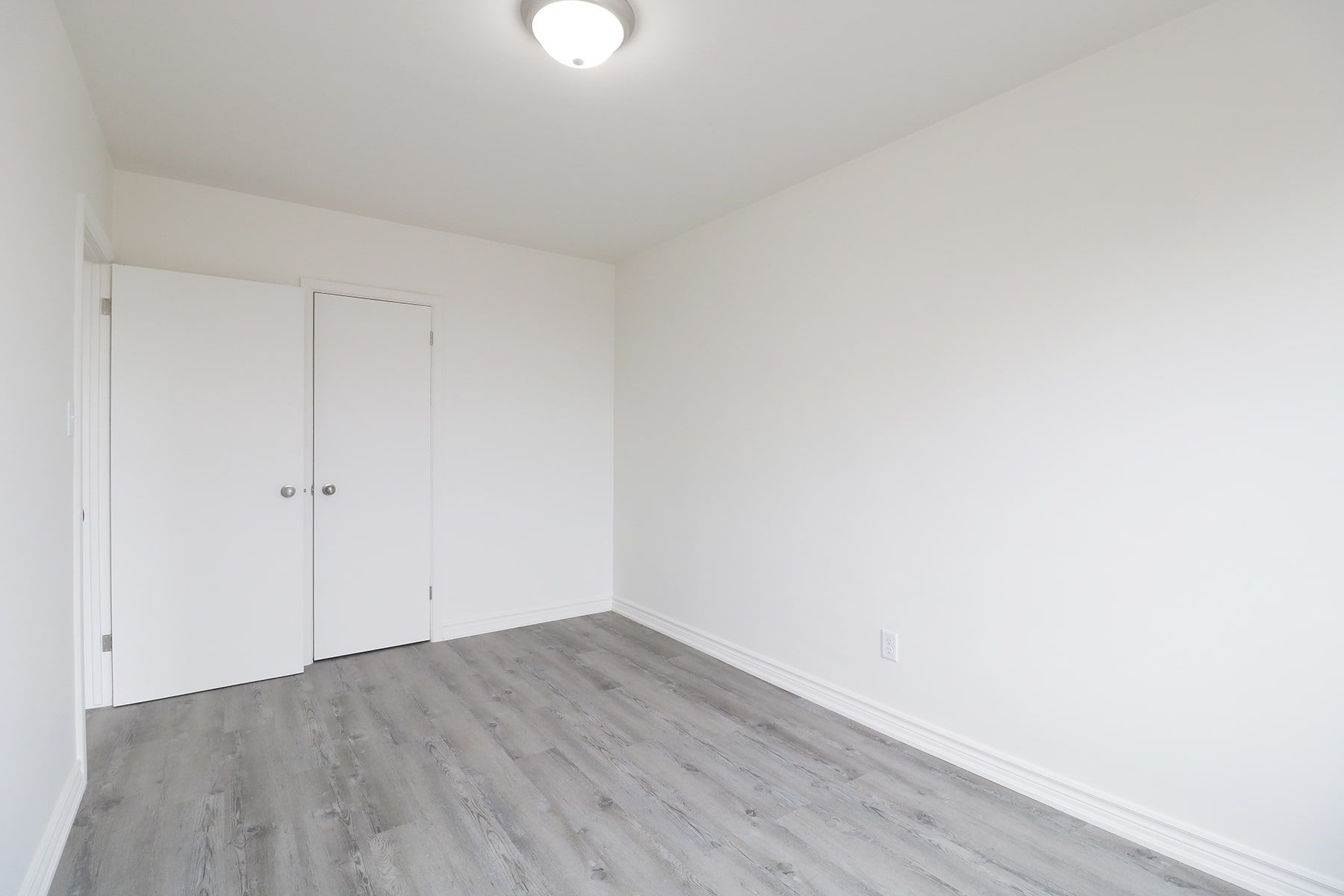 500 Gilbert Avenue 203