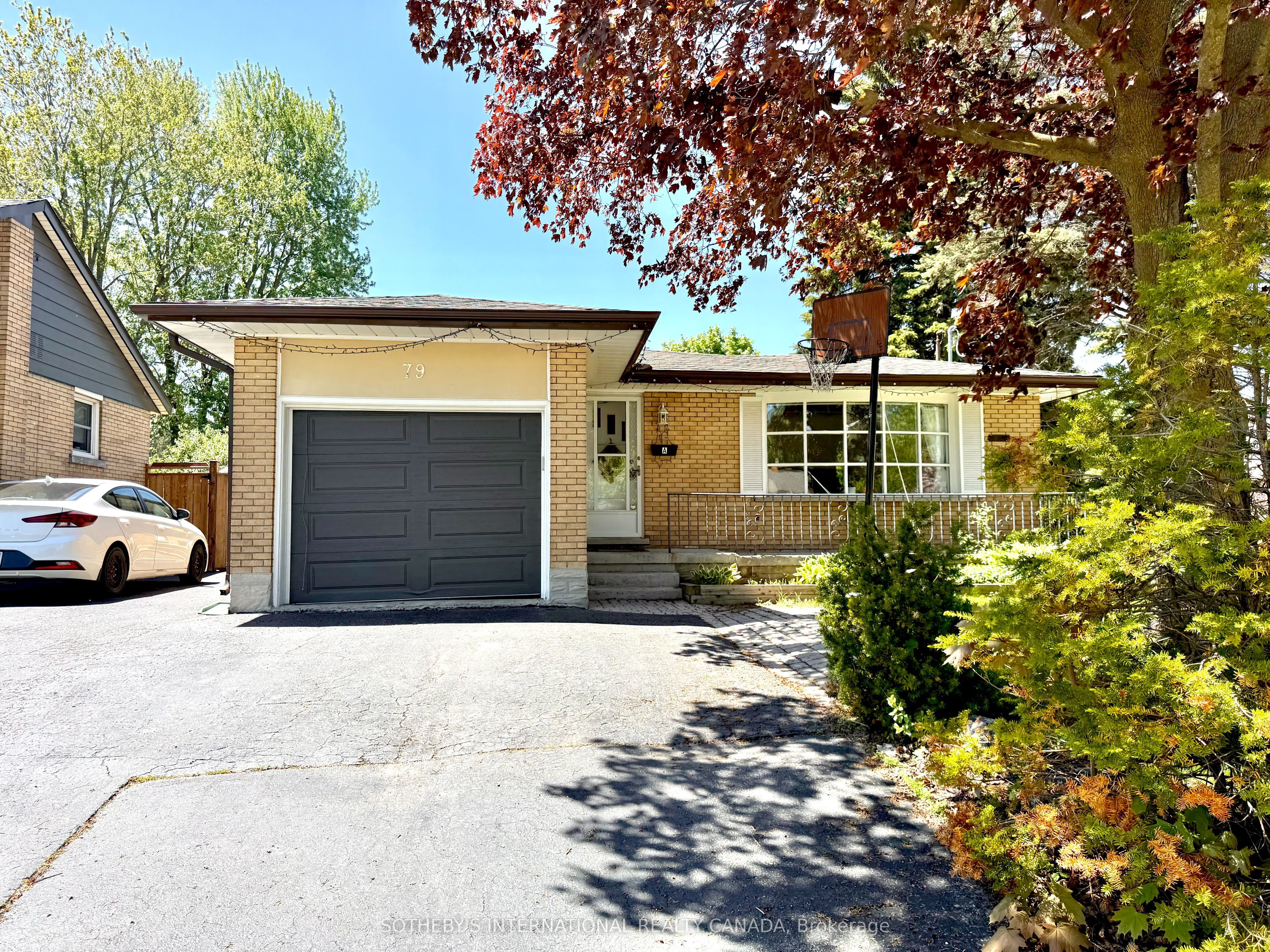 79 Ellis Crescent S