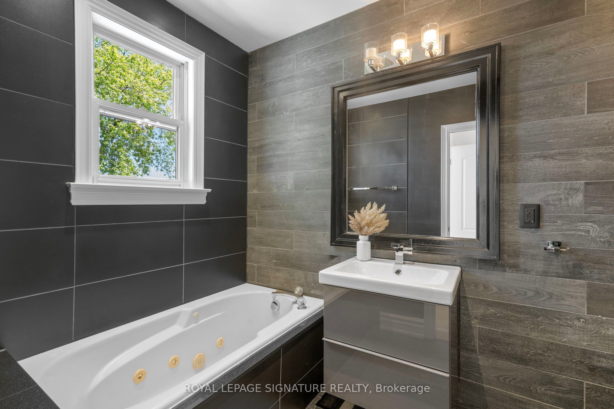 15 Boulton Avenue