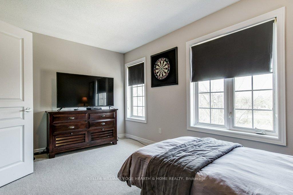 3 Bedrooms Condo at 4262 Ingram,  Burlington For sale