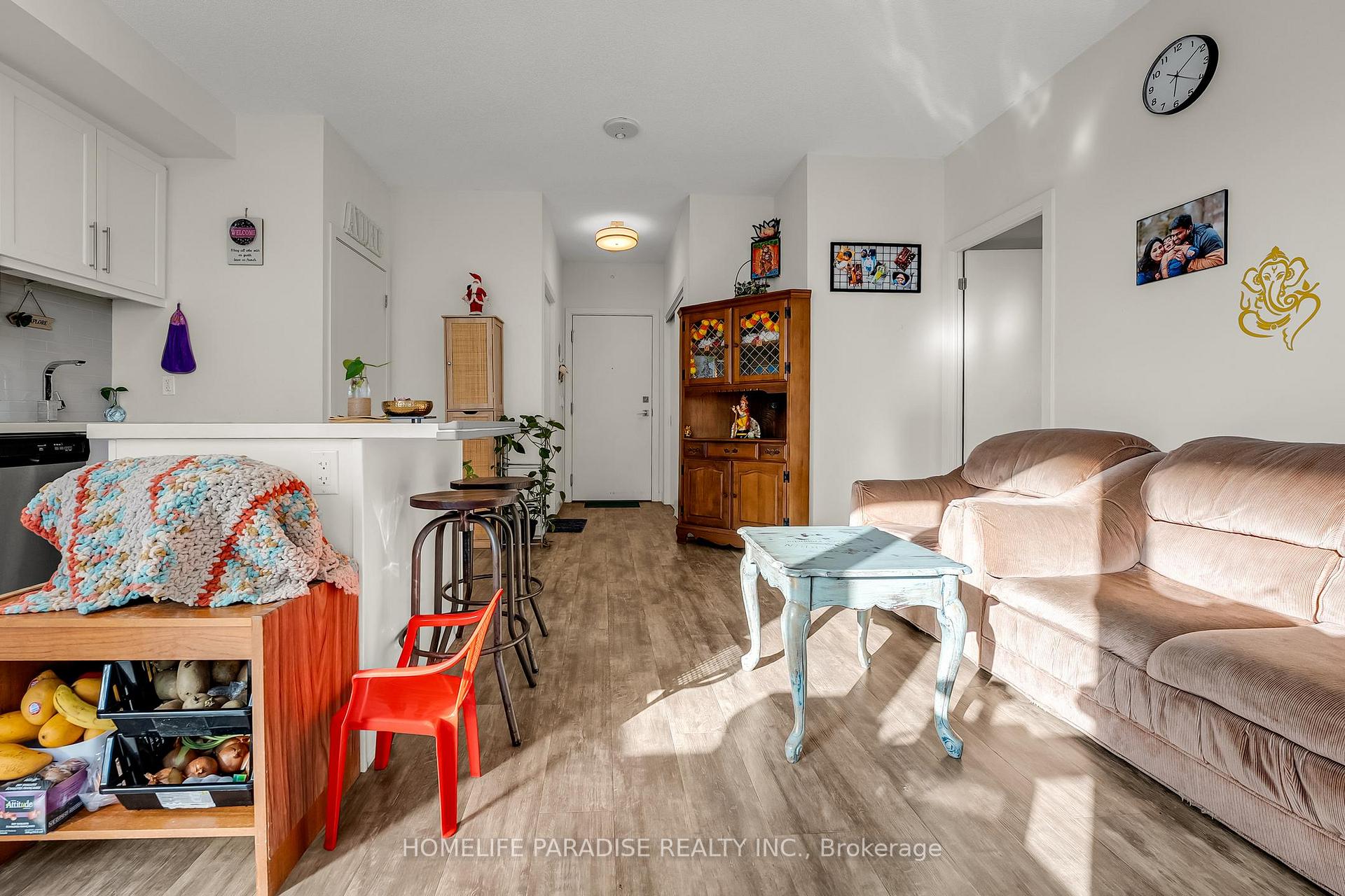 1 Bedroom Condo at 2087 Fairview,  Burlington For sale