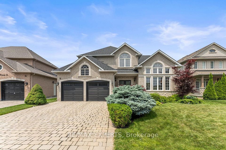 136 Village Green