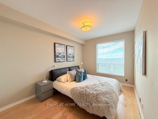 38 Lee Centre Drive, #PH507