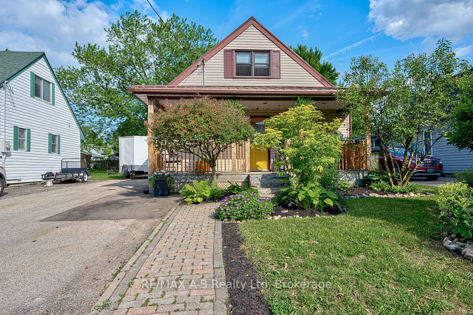 349 Nelson