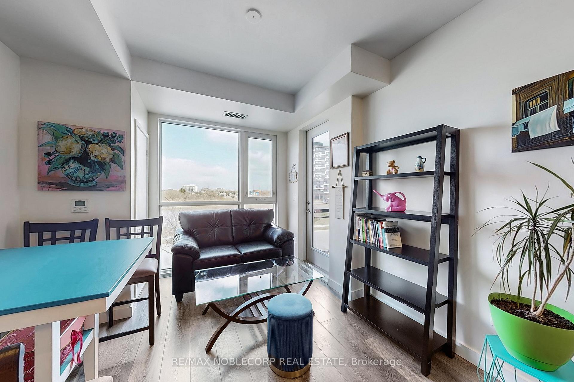 1 Bedroom Condo at 210 Sabina, Oakville For sale