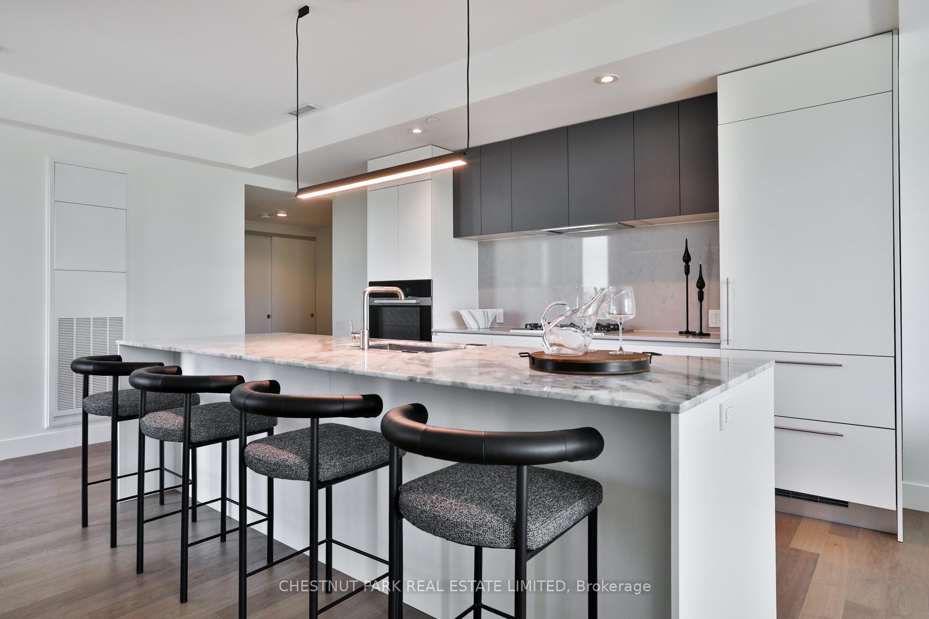 3 Bedrooms Condo at 1414 Bayview, Toronto For sale