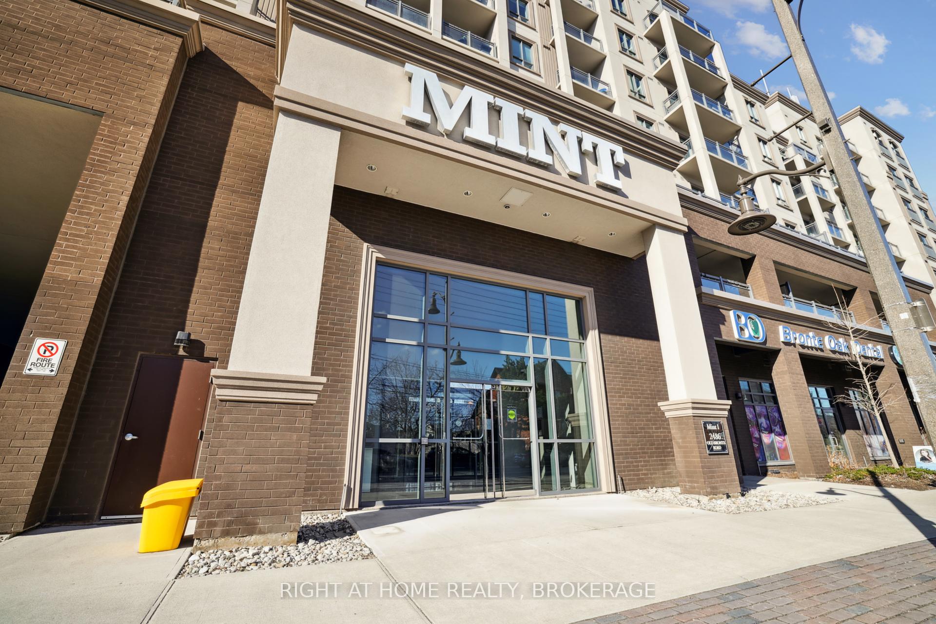 1 Bedroom Condo at 2486 Old Bronte, Oakville For sale
