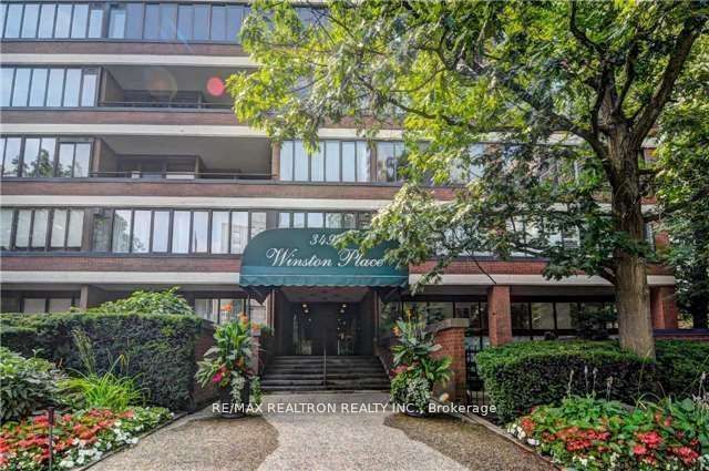 349 St Clair