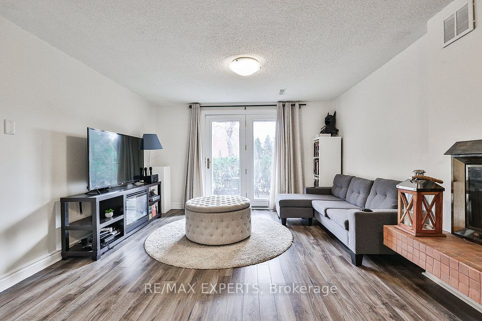 4 Amos Maynard Circle