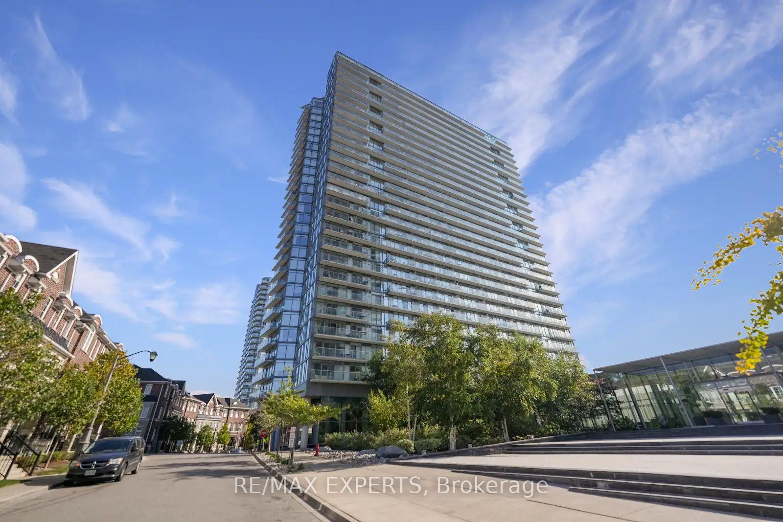 2 Bedrooms Condo at 103 The Queensway, Toronto For sale