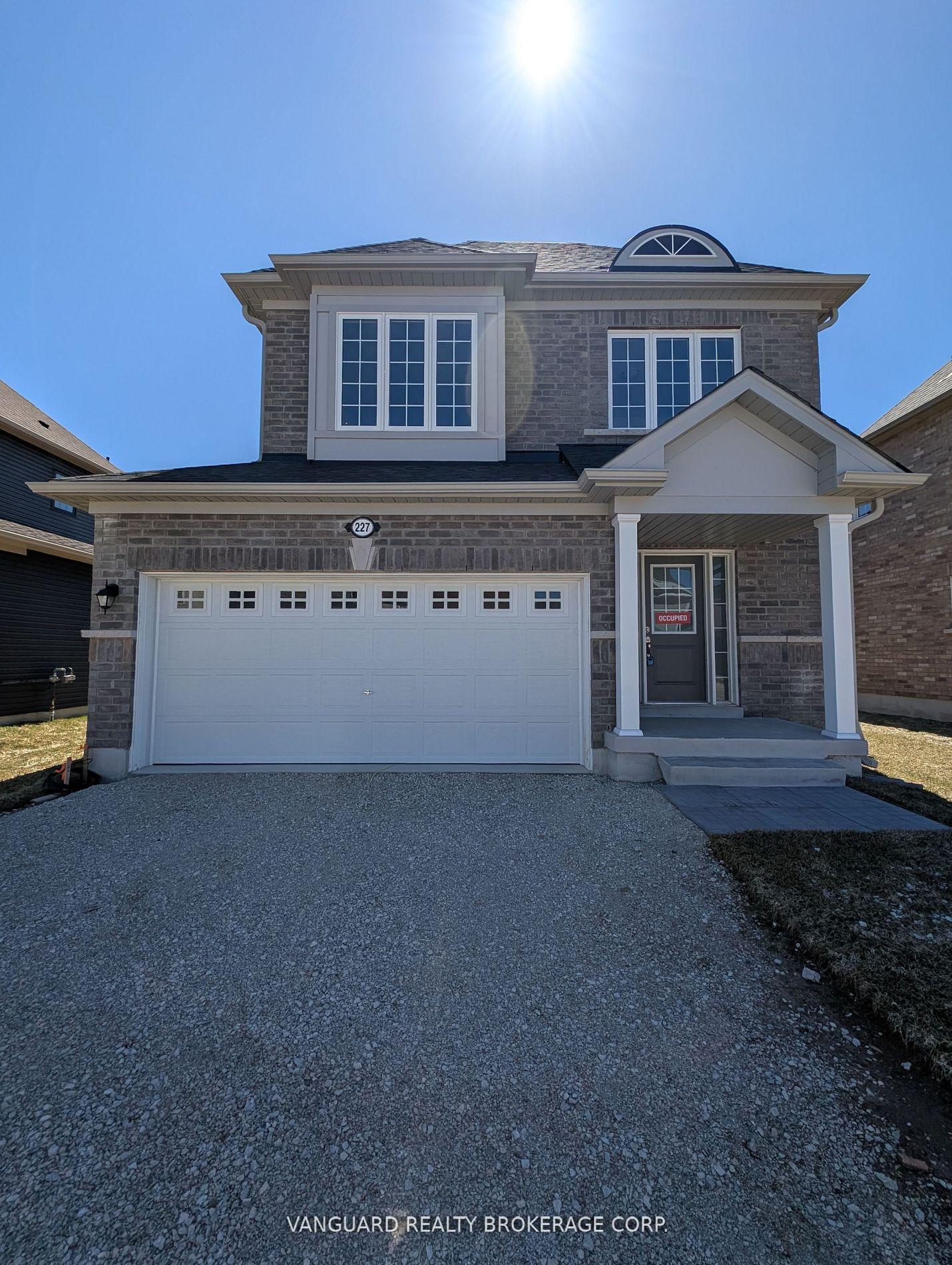 227 Mckenzie Drive, Clearview, ON L0M 1S0