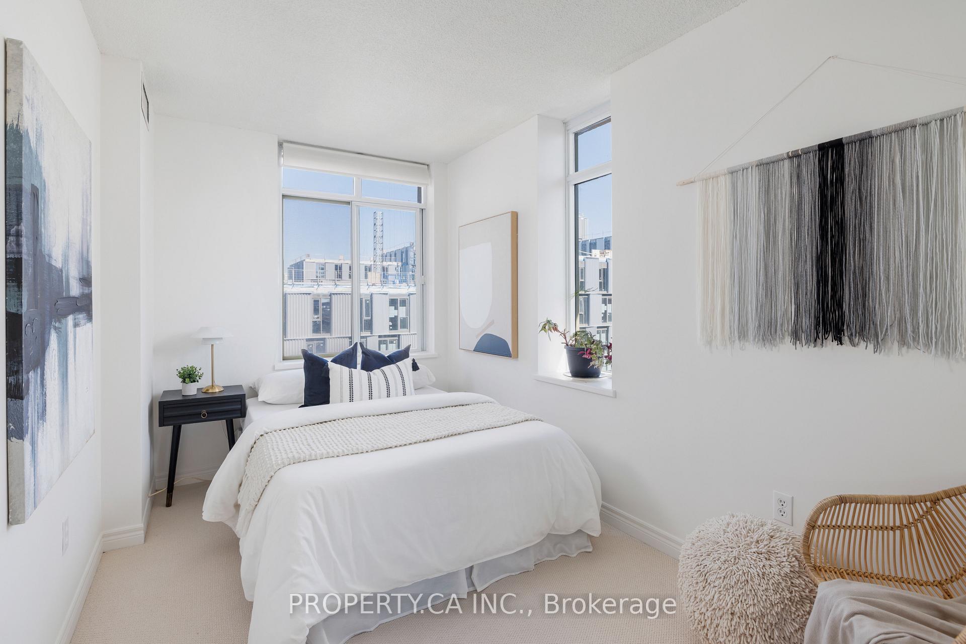 2 Bedrooms Condo at 70 Mill, Toronto For sale