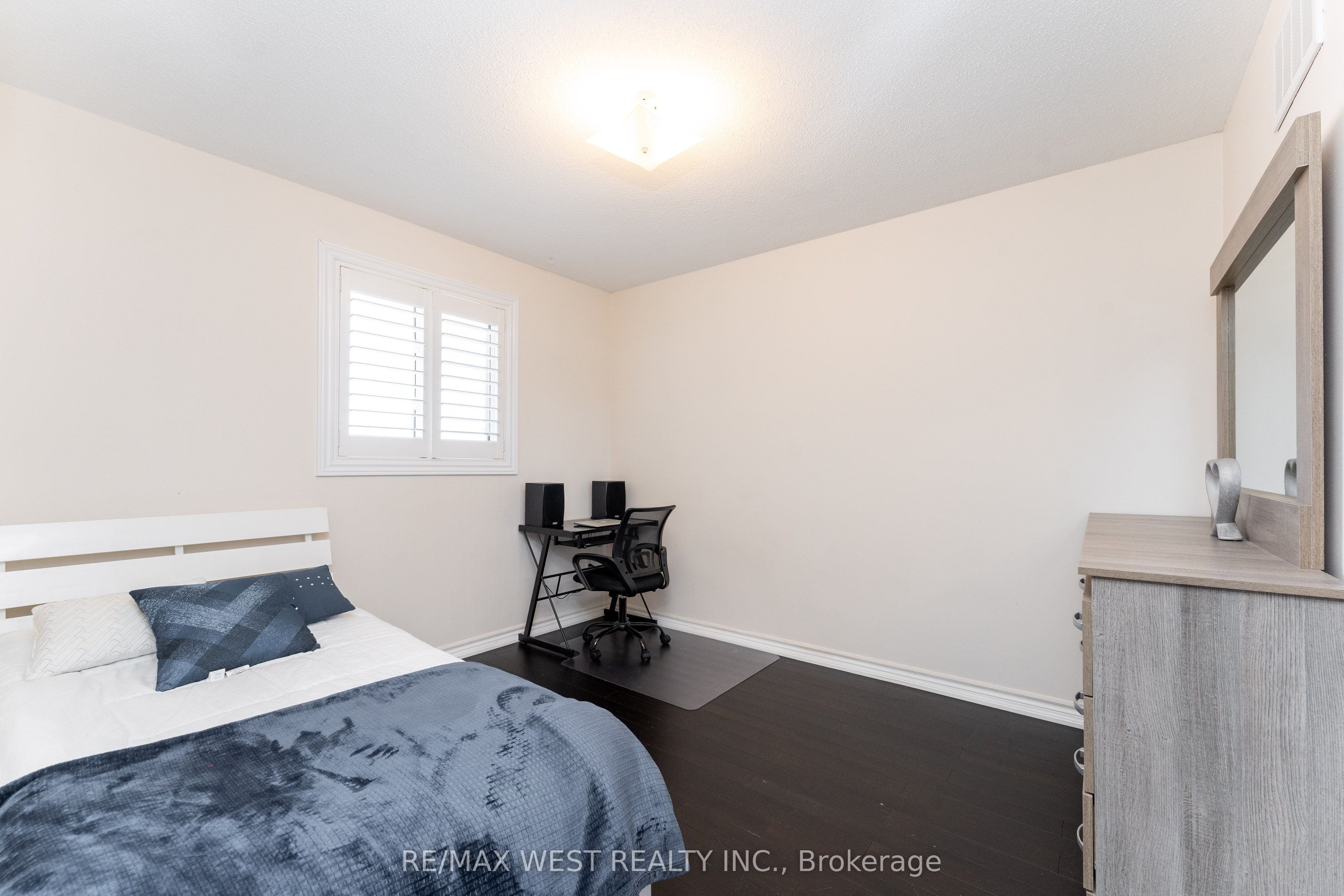 14 Jessica Drive