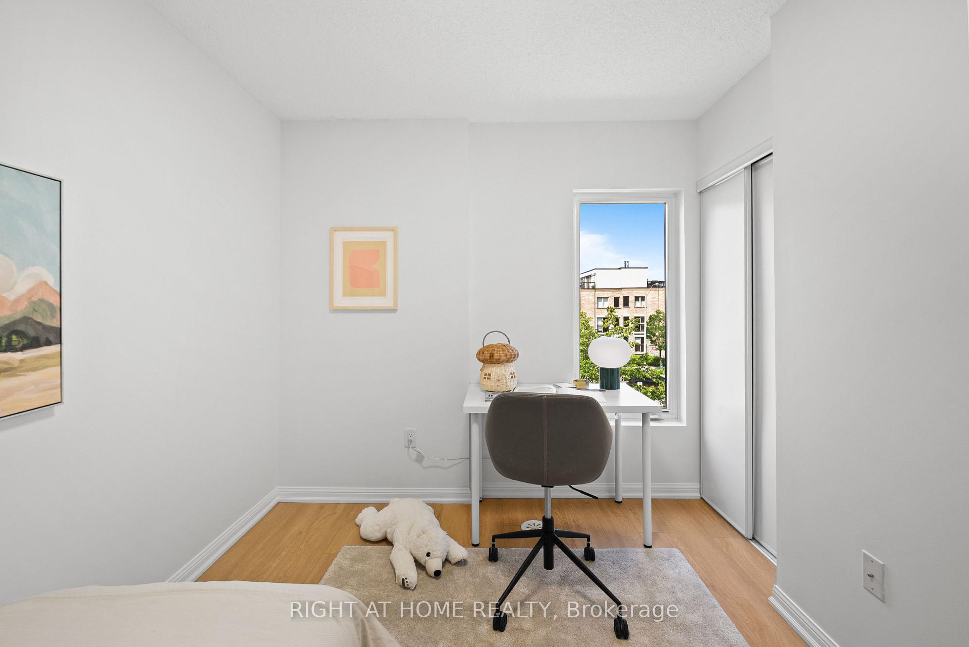 3 Bedrooms Condo at 11 Foundry, Toronto For sale