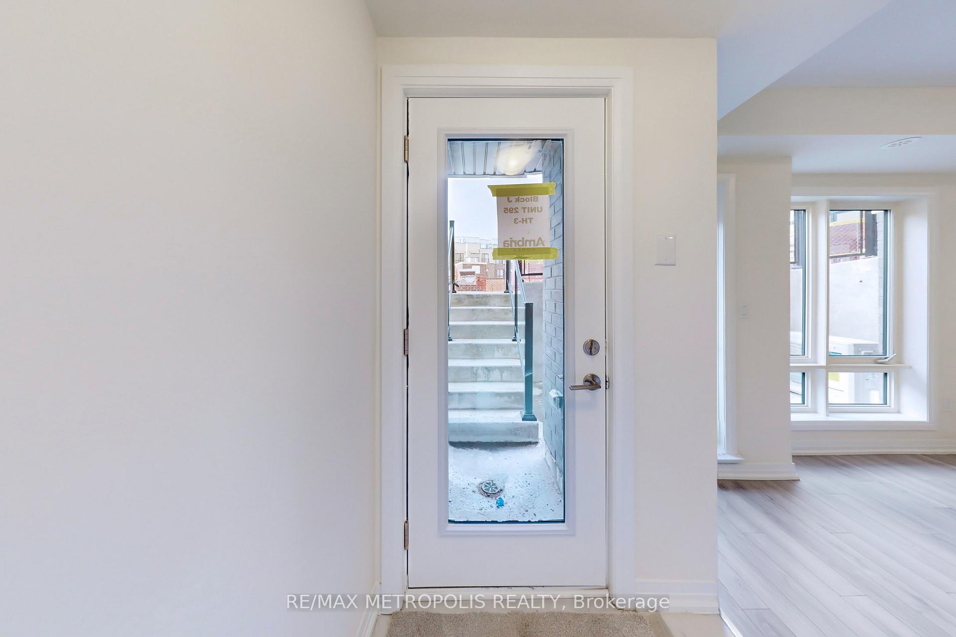 3 Bedrooms Condo at 35 Priya, Toronto For sale