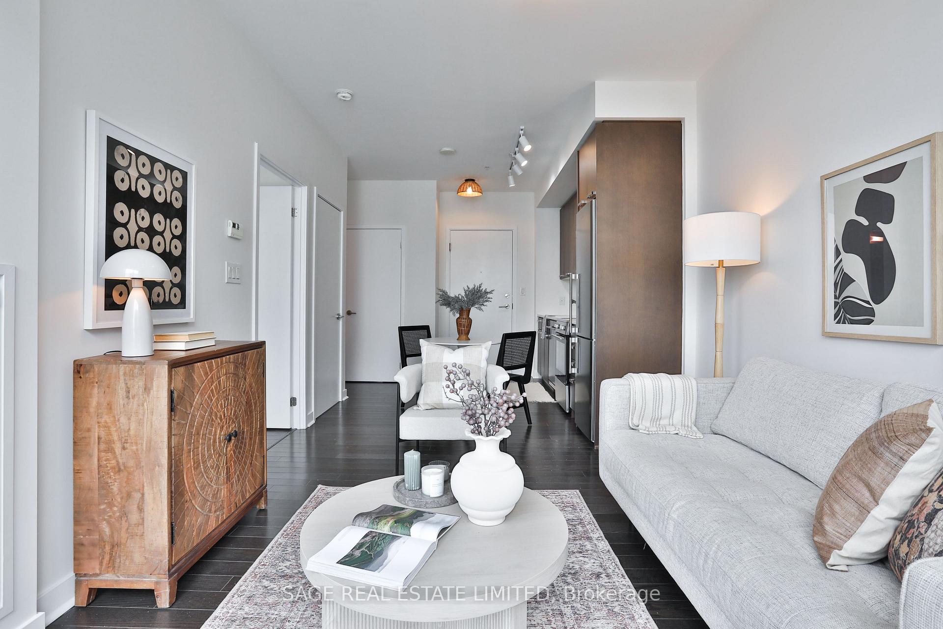 1 Bedroom Condo at 295 Adelaide,  Toronto For sale