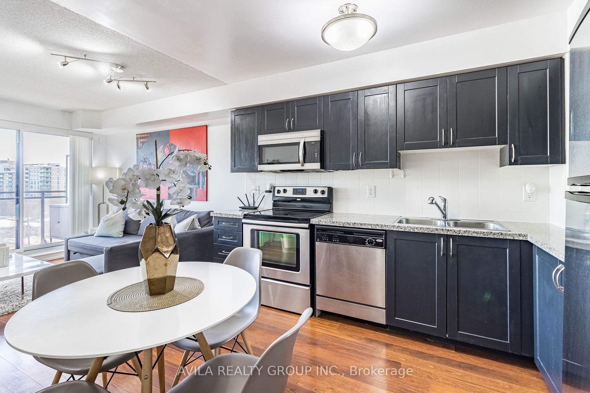 3 Bedrooms Condo at 1 De Boers, Toronto For sale