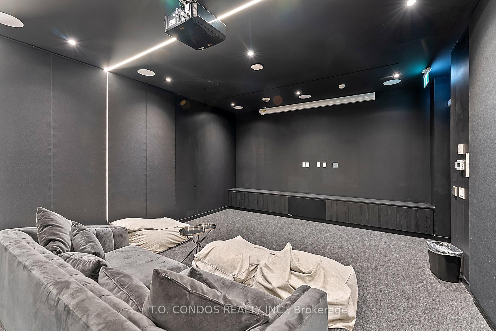 1 Bedroom Condo at 20 Edward,  Toronto For sale