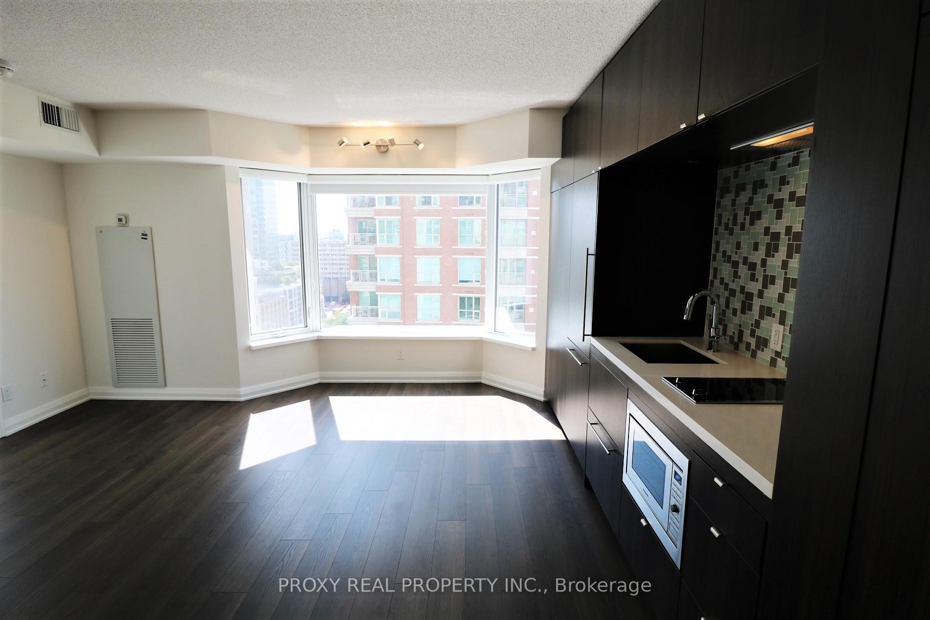 2 Bedrooms Condo at 155 Yorkville, Toronto For sale