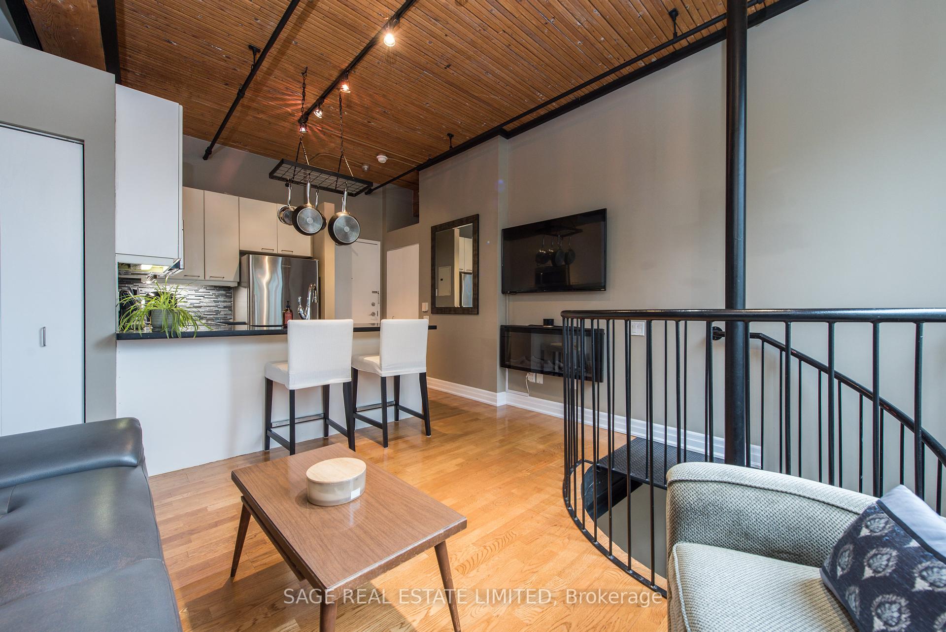1 Bedroom Condo at 781 King, Toronto For sale
